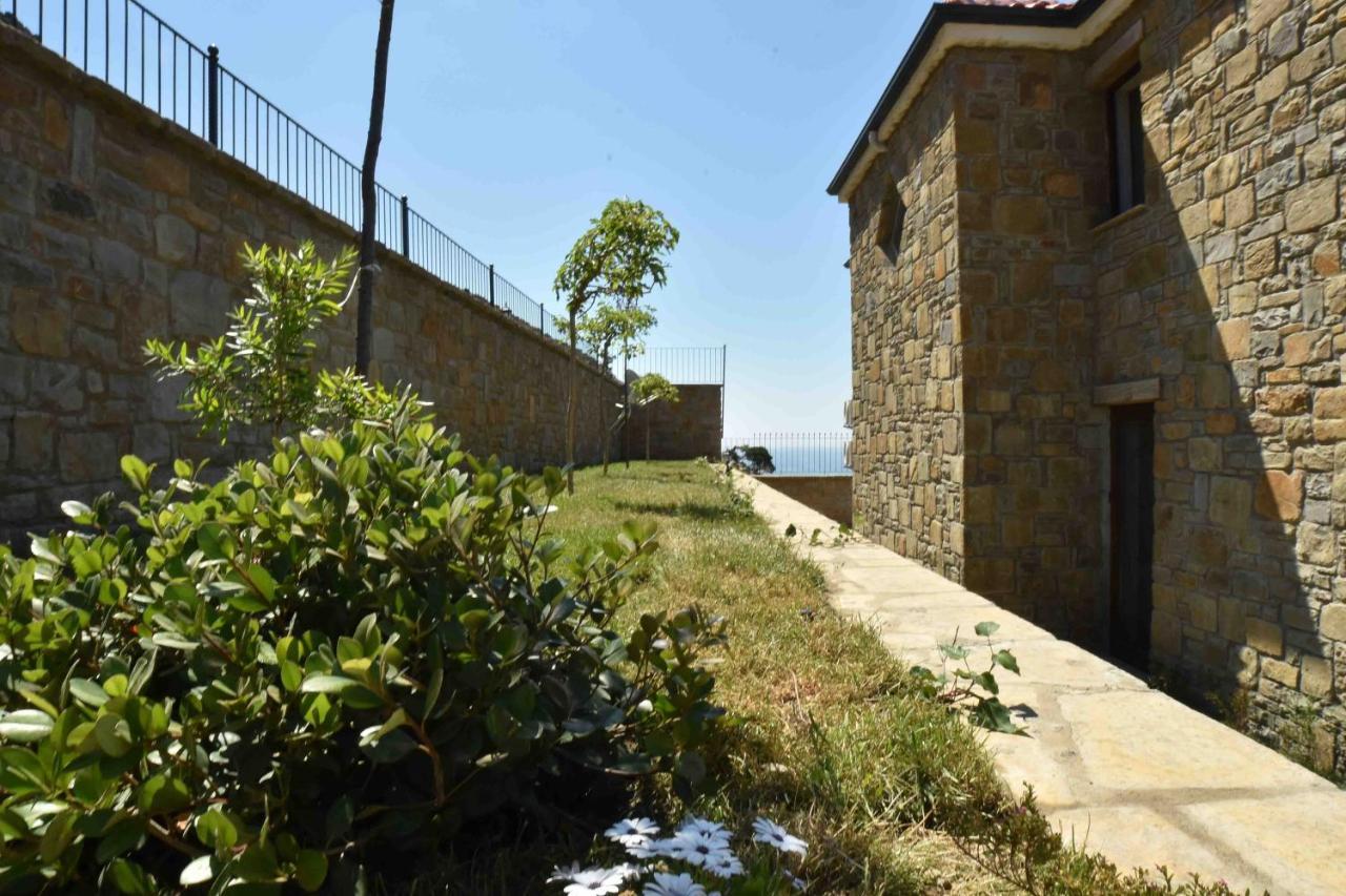 Limnos Otel Gokceada Exterior photo